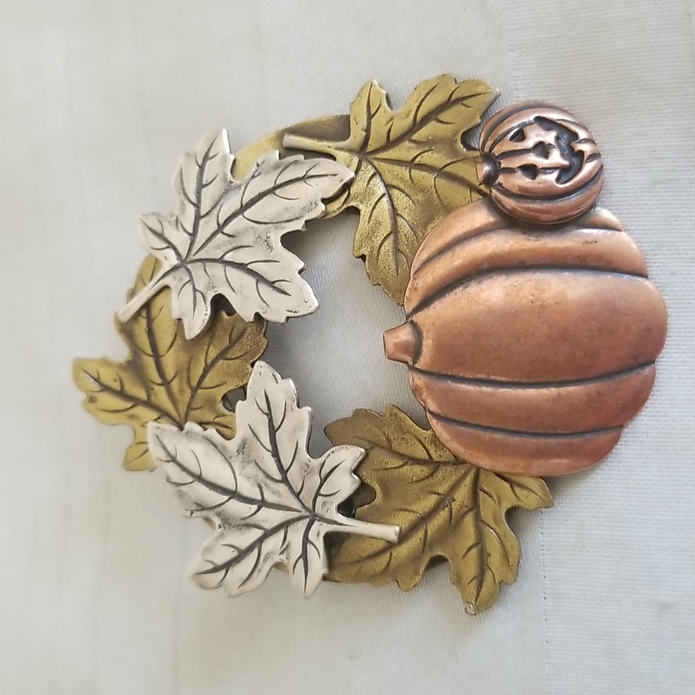 Vintage KC Tri Color Fall Pumpkin Leaves Halloween Brooch Silver Gold Copper